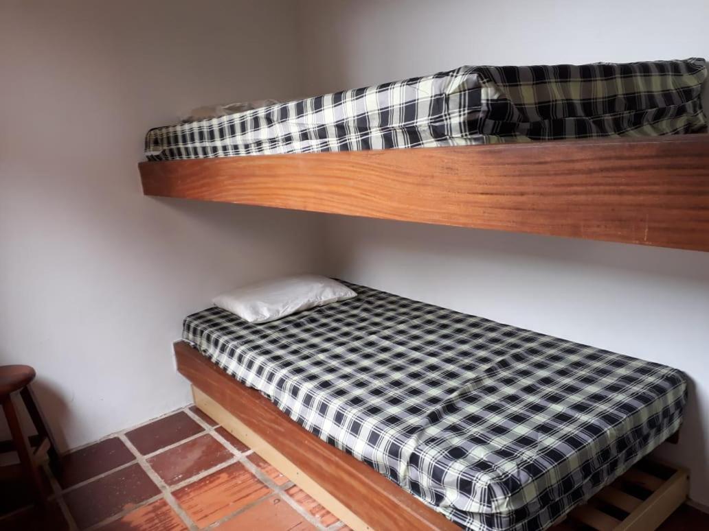Ubatuba Surf Hostel, Apenas A 60 Metros Da Praia Da Lagoinha! 외부 사진